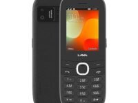 Lava A7 Torch Keypad Mobile Phone | Instant Torch Slider | Powerful Loud & Clear Speaker | 2575mAh Big Battery - Upto 15 Days Standby Time | 2.4" Big Display | Vibration Alert | Bluetooth | Black