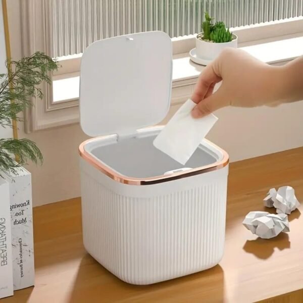 EKYLIP Mini Trash Can with Lid, Tiny Desktop Garbage Can,Pop Up Countertop Wastebasket, Plastic Small Garbage Bin for Bathroom,Office,Kitchen,Desk,Coffee Table, White