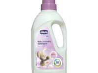 Chicco Baby Liquid Laundry Detergent, 5X Stain & Germ Fighter, Kills 99% Of Germs, Dermatologically Tested For Effective & Gentle Cleaning, Delicate Flowers (1 L)