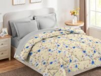 VAS COLLECTIONS 220 GSM Microfiber Reversible AC Comforter |Quit | Blanket | Duvets for King Size Double Bed 180Tc (230X250 cm, Tealish Blue and Orange Red)