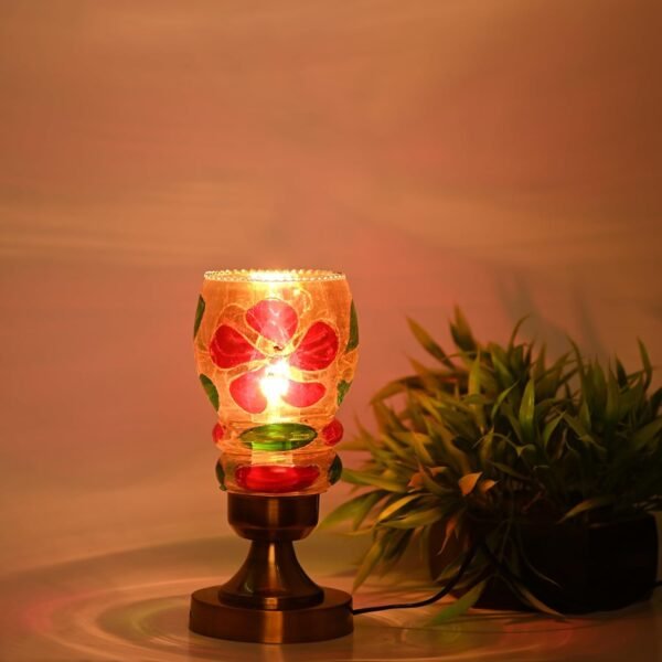 Artisanal Metal Table Lamp with Hand Decorated Glass Shade A Stylish Home Decor Accent, Pack of 4, 13.5 X 13.5 X 17 Cm.