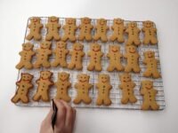 INDIAN DECOR. 31555 Stainless Steel Wire Cooling Rack for Baking Fits Half Sheet Pans Cool Cookies, Cakes, Breads (Chrome) Set of 2