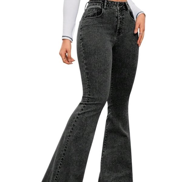 KOTTY Women's Bootcut Flare Jeans with Slim Fit Thigh and Wide Hem Design
