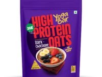 Yogabar 26g High Protein Oats 1kg , Dark Chocolate - Breakfast Cereal with Wholegrains, 26% Protein & No added sugar - Oats High Protein for Gym & Weight Management - Premium Protein Blend with Whey Protein Powder - with Goodness of Chia, Sunflower & Pumpkin Seeds & Probiotics for Absorption