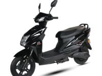 AMO Electric Scooter Single Light Lithium Battery 60-70 Km Range Low Speed with Portable Charger Non RTO in Black