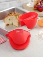 HAZEL Silicone Pinch Grip Mitts Microwave Oven Heat Resistant Gripper Kitchen Pot Holder, Red