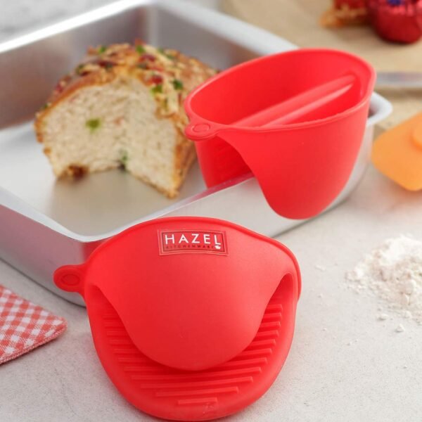 HAZEL Silicone Pinch Grip Mitts Microwave Oven Heat Resistant Gripper Kitchen Pot Holder, Red