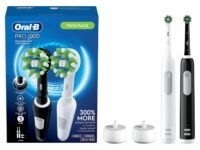 Oral-B Pro 1000 CrossAction Electric Toothbrush, Black and White, 2 Count