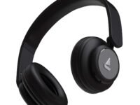 boAt Rockerz 450R On-Ear Headphones with 15 Hours Battery, 40mm Drivers, Padded Ear Cushions, Easy Access Controls and Voice Assistant(Luscious Black)
