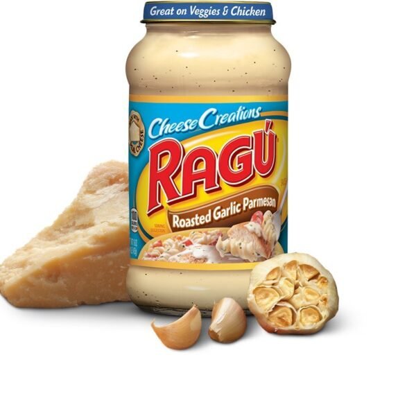 Ragu Roasted Garlic Parmesan Pasta Sauce, 453g, Product of USA