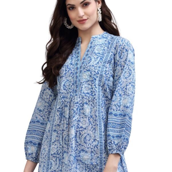 rytras Women's Floral Printed Cotton Regular Fit Top