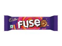 Cadbury Fuse Peanut & Caramel filled Chocolate Bar, 23 g