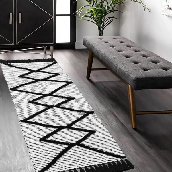 Haus Stripes Cotton Area Rug - Braided Black Carpets Suitable for Living Room, Bedroom, Dining Room, Home Décor - Handcrafted Traditional Rugs - Non-Skid