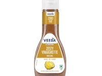 Veeba Zesty Vinaigrette Salad Dressing, 320g